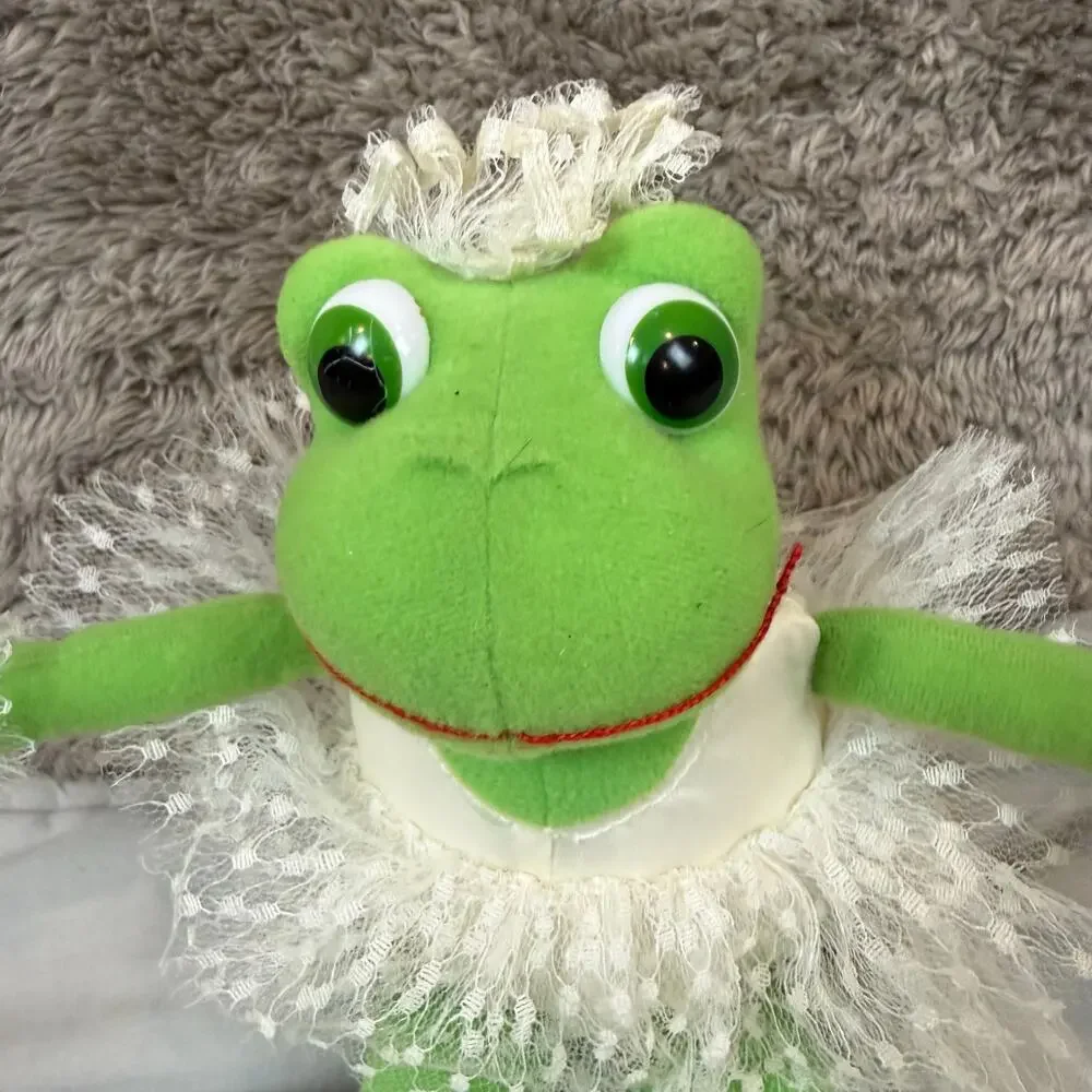 Russ Berrie Vintage Bettina Frog Ballerina Plush Toy Doll Stuffed Animal